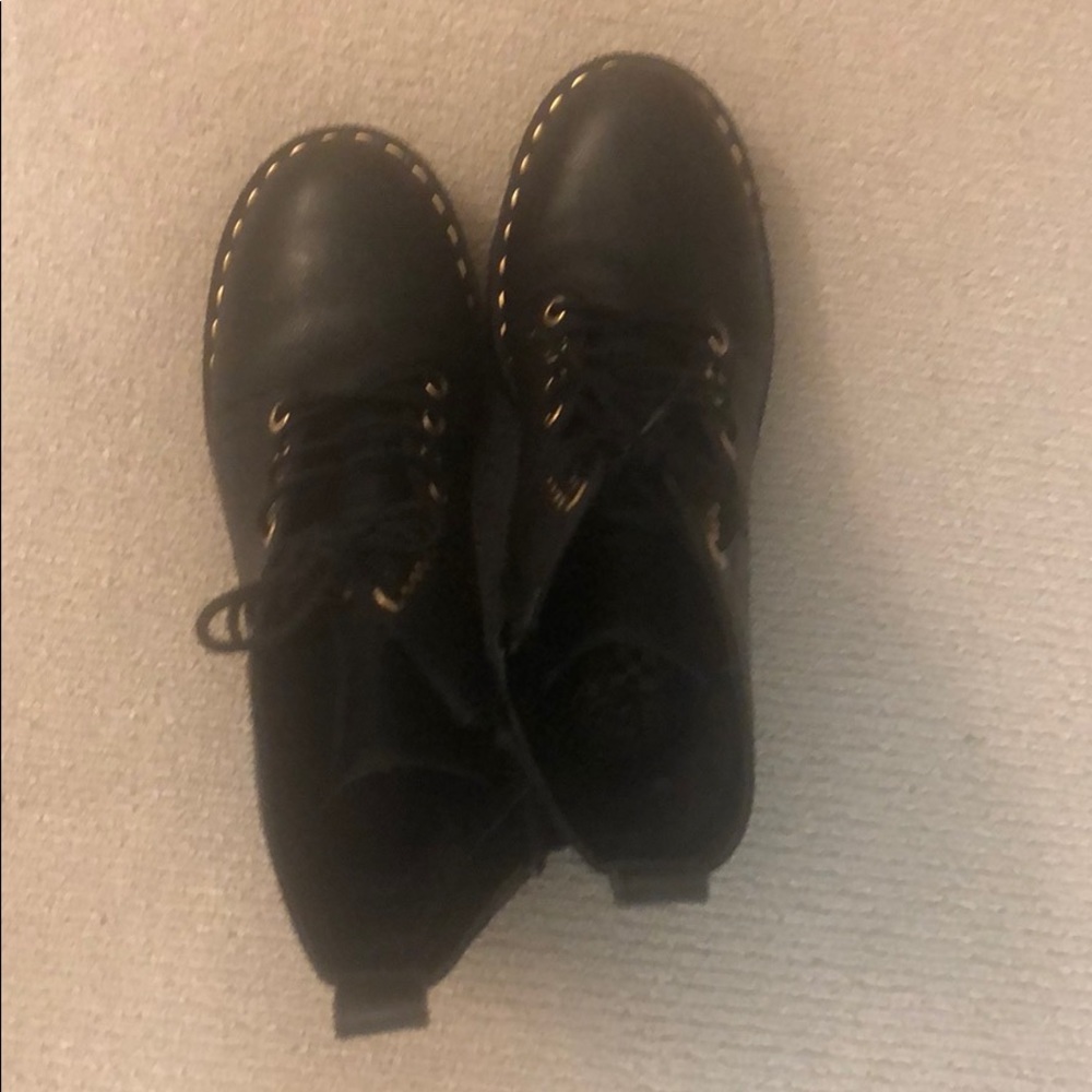 Vince Camuto boot